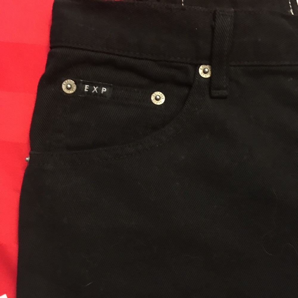 Express Jeans. - Picture 2 of 7